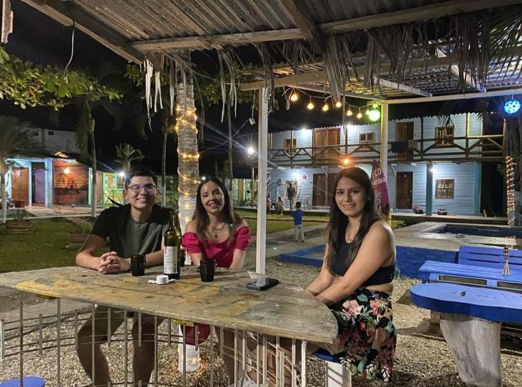 Hostal Eco-Aventura Montanita Luaran gambar