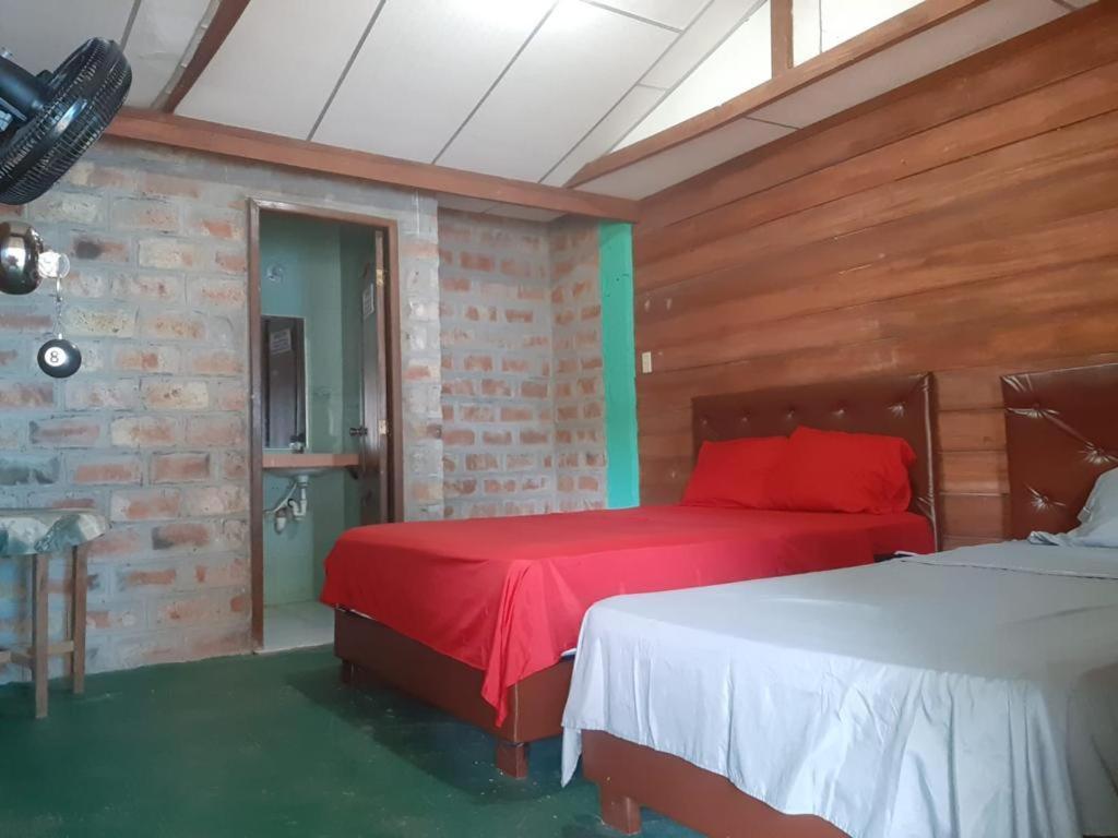 Hostal Eco-Aventura Montanita Luaran gambar